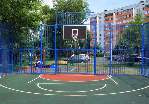 Забор Protect для баскетбольной площадки в Ханты-Мансийском
